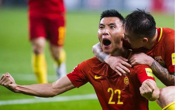 国足vs日本央视直播视频,一场注定要熬夜的球,咱们到底在看什么? 国足vs日本央视直播视频,一场注定要熬夜的球,咱们到底在看什么?